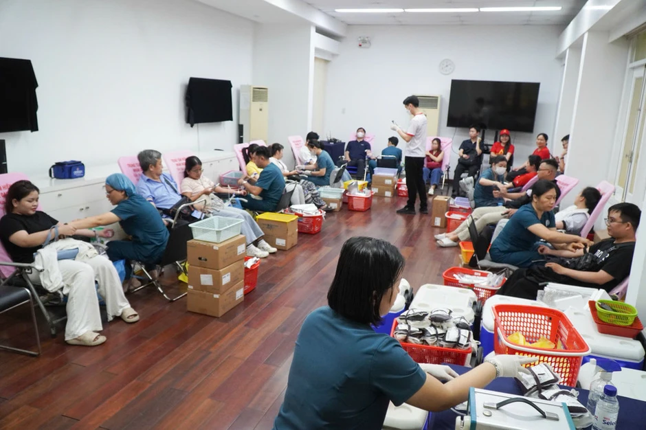 Hơn 300 người hiến máu nhân đạo tại Tổng Lãnh sự quán Vương quốc Thái Lan