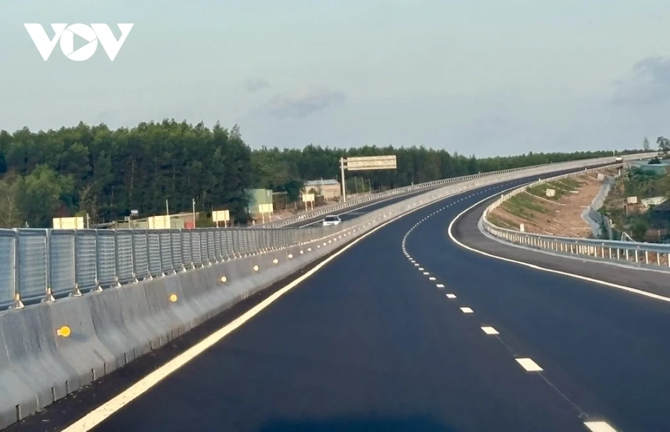 Hơn 37km cao tốc Biên Hòa - Vũng Tàu đã đưa vào khai thác tạm