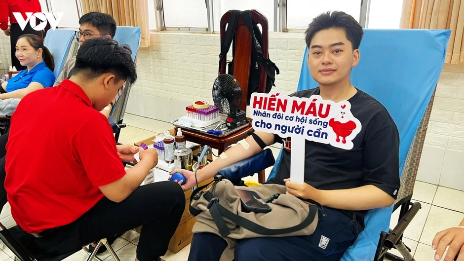 Hơn 500 đoàn viên, người lao động Cần Thơ hiến máu vì cộng đồng