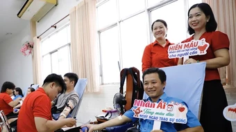 Hơn 500 đoàn viên, người lao động tham gia hiến máu tình nguyện