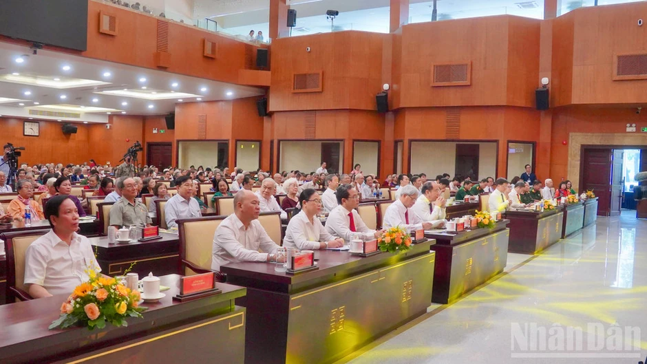 Họp mặt truyền thống Quân dân y Chiến khu Đ miền Đông Nam Bộ Họp mặt truyền thống Quân dân y Chiến khu Đ miền Đông Nam Bộ