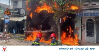 Huế: Cháy nhà dân ở phường Hương Thủy, nhiều tài sản bị thiêu rụi