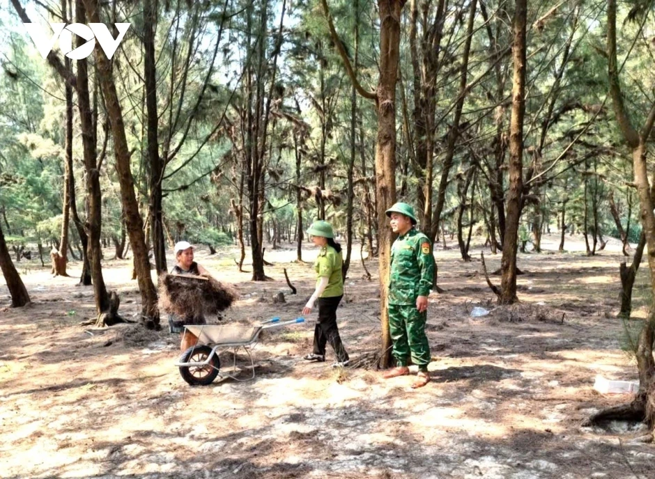 Huế giữ rừng giữa cao điểm nắng nóng đặc biệt gay gắt Huế giữ rừng giữa cao điểm nắng nóng đặc biệt gay gắt