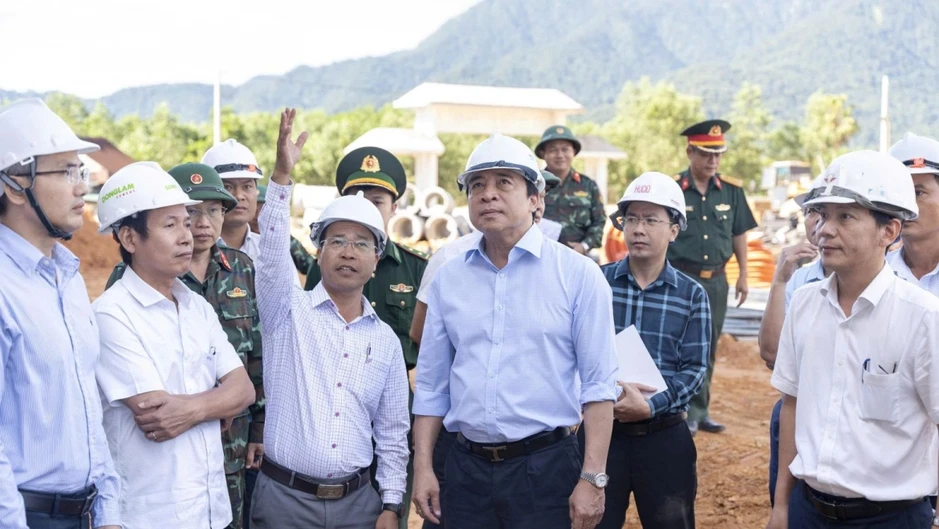 Huế phát động cao điểm “40 ngày đêm tăng tốc, về đích” các trường nội trú A Lưới Huế phát động cao điểm “40 ngày đêm tăng tốc, về đích” các trường nội trú A Lưới