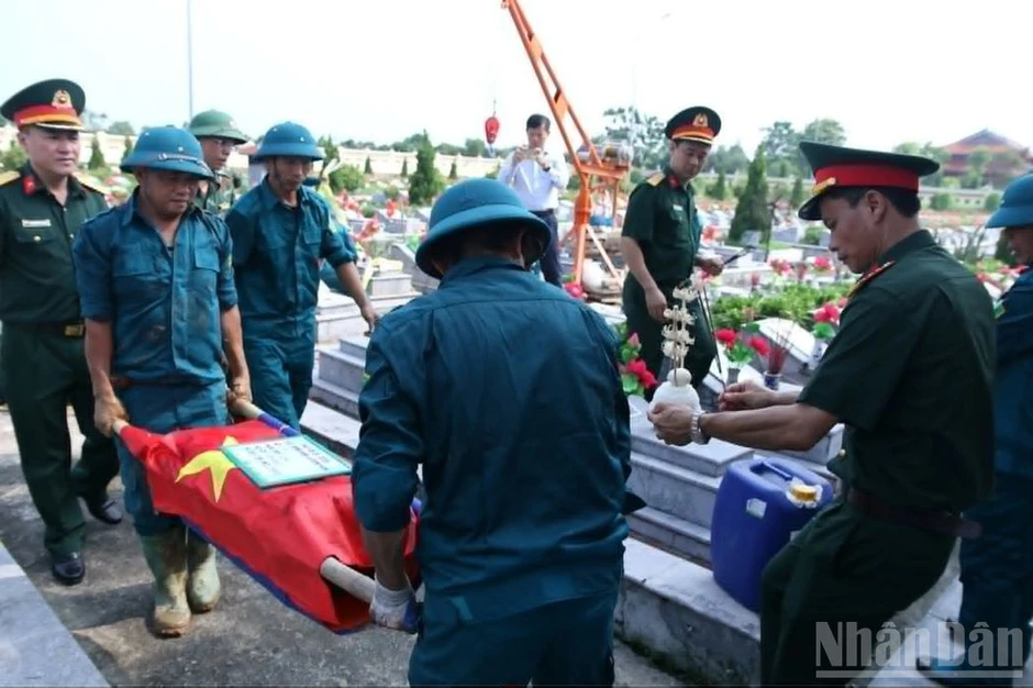 Hưng Yên bắt đầu lấy mẫu hài cốt liệt sĩ tại nghĩa trang lớn nhất tỉnh Hưng Yên bắt đầu lấy mẫu hài cốt liệt sĩ tại nghĩa trang lớn nhất tỉnh