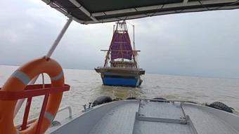 Hưng Yên xử lý 2 tàu cá vi phạm quy định khi khai thác trên biển