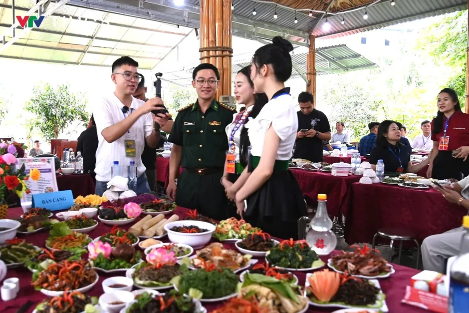 Hương vị núi rừng lan tỏa từ Hội thi ẩm thực Then Kin Pang 2026 Hương vị núi rừng lan tỏa từ Hội thi ẩm thực Then Kin Pang 2026