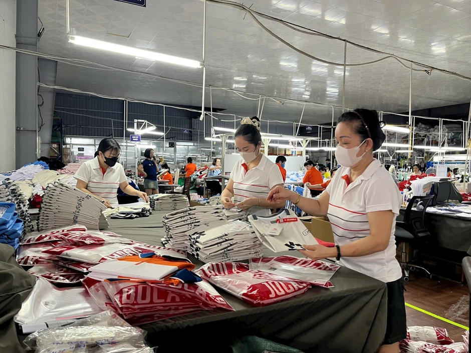 Kết nối đào tạo với thị trường lao động Kết nối đào tạo với thị trường lao động