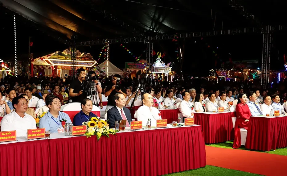 Khai hội Cúc Phương: "Bữa tiệc" văn hóa, thể thao đậm chất đại ngàn Khai hội Cúc Phương: "Bữa tiệc" văn hóa, thể thao đậm chất đại ngàn