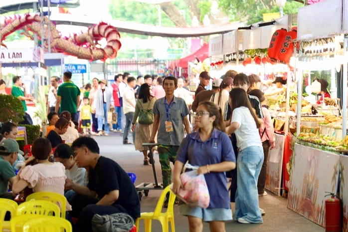 Khai mạc lễ hội “Bách Việt Thăng Hoa” tại Thảo Cầm Viên