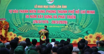 Khai mạc triển lãm ảnh "Tự hào Thanh niên xung phong TPHCM 50 năm xây dựng và phát triển"