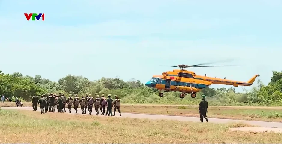 Khám phá kỹ năng nhảy dù của lực lượng đặc công Khám phá kỹ năng nhảy dù của lực lượng đặc công