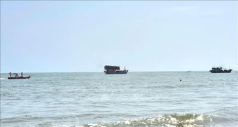Khẩn trương cứu nạn ngư dân nghi mắc bệnh tim trên biển Đà Nẵng