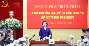 Khẩn trương đánh giá phân cấp, phân quyền của các bộ, ngành đối với địa phương
