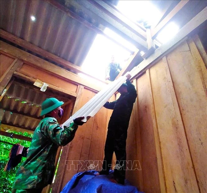 Khẩn trương hỗ trợ người dân ổn định cuộc sống và sản xuất sau thiên tai Khẩn trương hỗ trợ người dân ổn định cuộc sống và sản xuất sau thiên tai