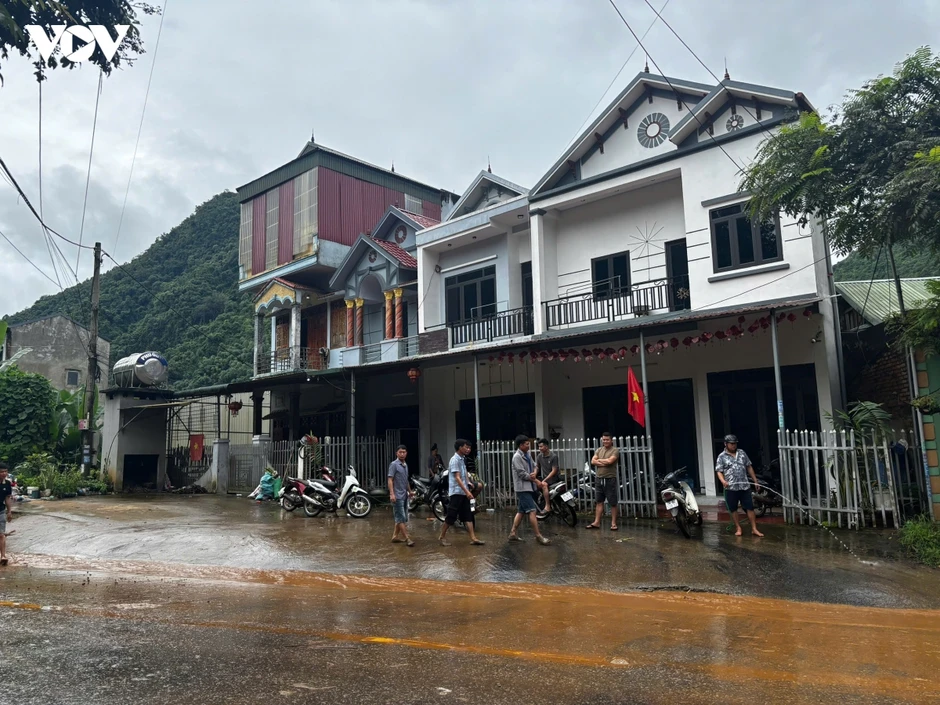 Khẩn trương khắc phục hậu quả mưa lũ lớn ở Muổi Nọi, Sơn La Khẩn trương khắc phục hậu quả mưa lũ lớn ở Muổi Nọi, Sơn La