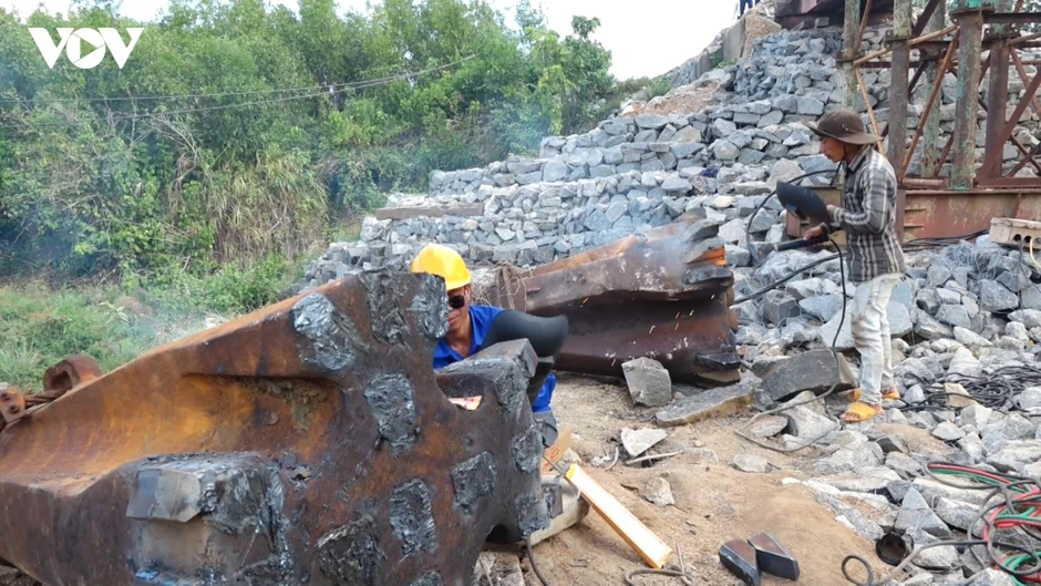 Khẩn trương sửa chữa đường sắt Bắc-Nam qua Đắk Lắk Khẩn trương sửa chữa đường sắt Bắc-Nam qua Đắk Lắk