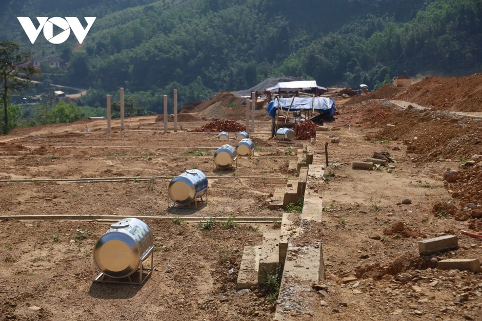 Khẩn trương xây dựng các khu tái định cư tại vùng cao Trà Bồng Khẩn trương xây dựng các khu tái định cư tại vùng cao Trà Bồng