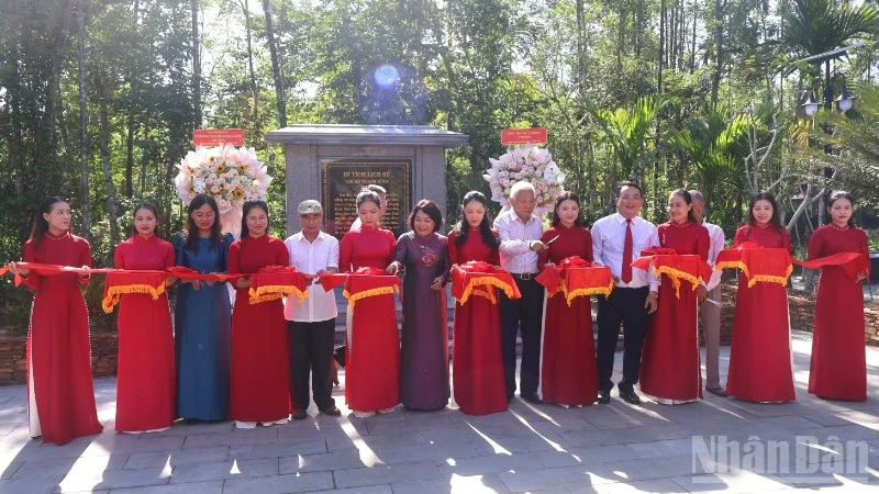 Khánh thành Bia di tích địa điểm thành lập Chi bộ Thạnh Bình - Chi bộ Đảng đầu tiên của huyện Tiên Phước trước đây