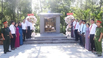 Khánh thành Bia di tích địa điểm thành lập Chi bộ Thạnh Bình - Chi bộ Đảng đầu tiên của huyện Tiên Phước trước đây