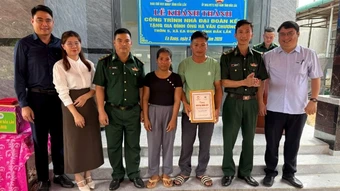 Khánh thành “Nhà đại đoàn kết” tặng hộ gia đình khó khăn ở xã biên giới tỉnh Đắk Lắk