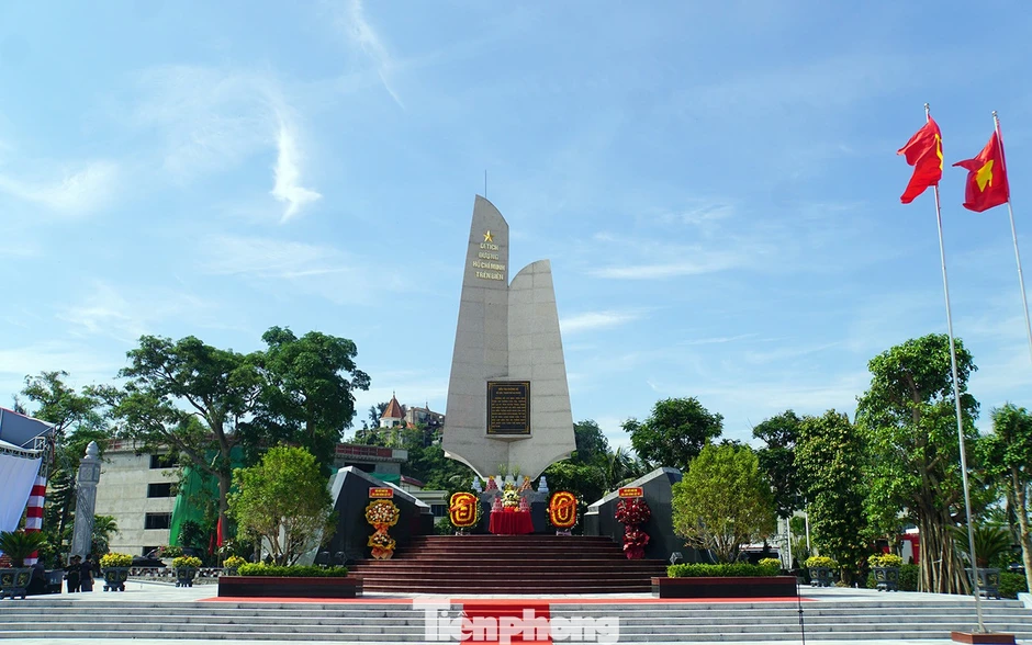 Khánh thành quần thể di tích Bến K15 huyền thoại của Đoàn tàu không số Khánh thành quần thể di tích Bến K15 huyền thoại của Đoàn tàu không số