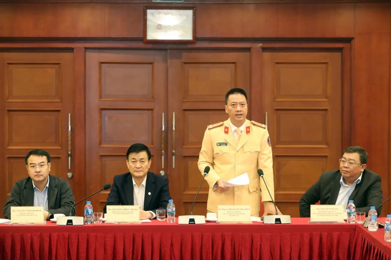 Khảo sát an toàn xe khách giường nằm hai tầng trên các tuyến đèo dốc miền núi Khảo sát an toàn xe khách giường nằm hai tầng trên các tuyến đèo dốc miền núi