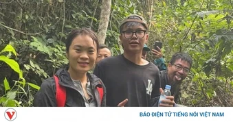 Khen thưởng lực lượng cứu nạn tìm thấy nam sinh kiệt sức ở Tam Đảo