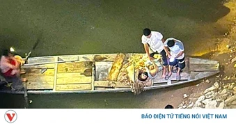 Khen thưởng người đàn ông ở Nghệ An dũng cảm cứu hai mẹ con nhảy cầu trong đêm