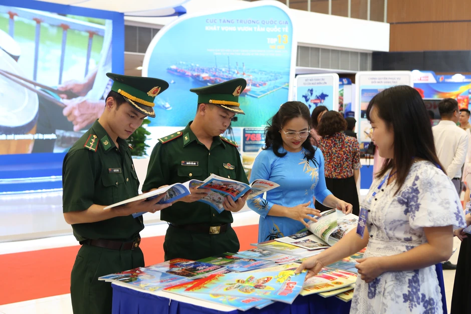 Khi AI không thể thay thế bản lĩnh người làm báo Khi AI không thể thay thế bản lĩnh người làm báo
