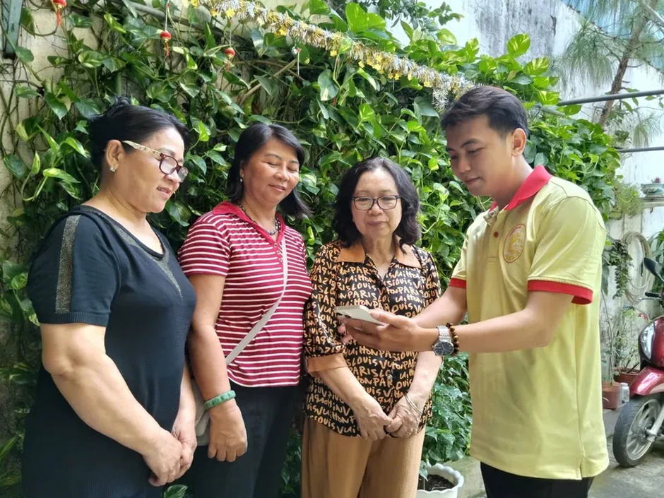 Khi người trẻ chung tay lo việc cơ sở Khi người trẻ chung tay lo việc cơ sở