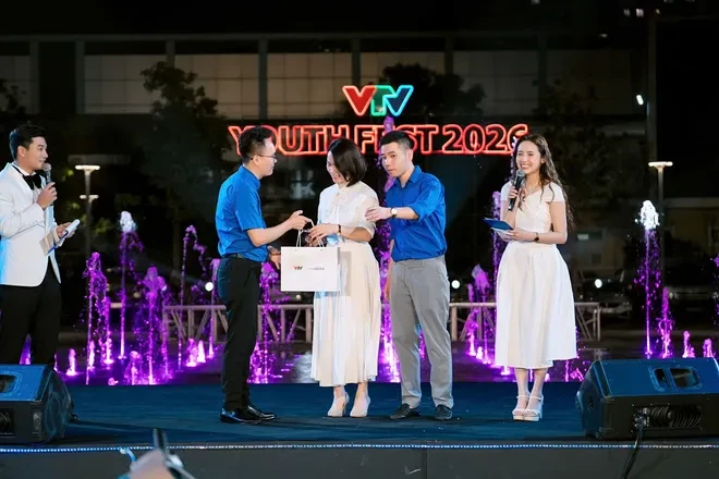 Khi người trẻ và cộng đồng cùng thắp lên những giá trị bền lâu Khi người trẻ và cộng đồng cùng thắp lên những giá trị bền lâu