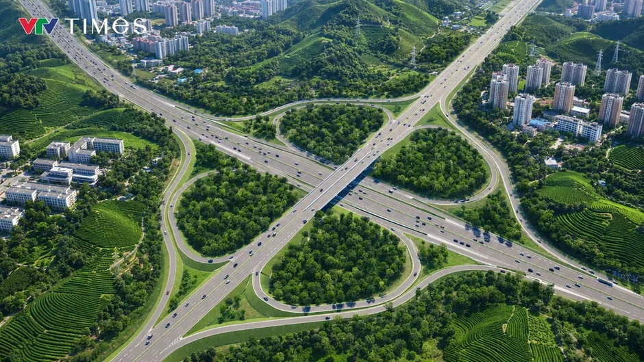 Khởi công dự án cao tốc Hà Nội - Thái Nguyên - Chợ Mới: Mở không gian phát triển, đón làn sóng FDI Khởi công dự án cao tốc Hà Nội - Thái Nguyên - Chợ Mới: Mở không gian phát triển, đón làn sóng FDI