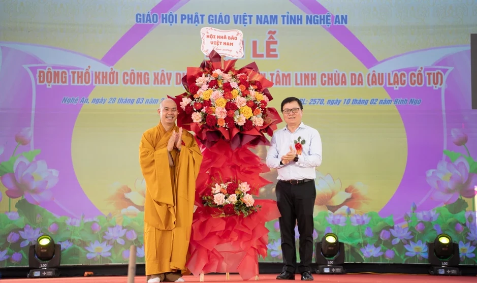 Khởi công xây dựng không gian tâm linh Chùa Da, nơi thờ tự 534 nhà báo liệt sĩ Khởi công xây dựng không gian tâm linh Chùa Da, nơi thờ tự 534 nhà báo liệt sĩ