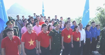 Khởi động chặng 3 hành trình “Tôi yêu Tổ quốc tôi” tại Lũng Cú