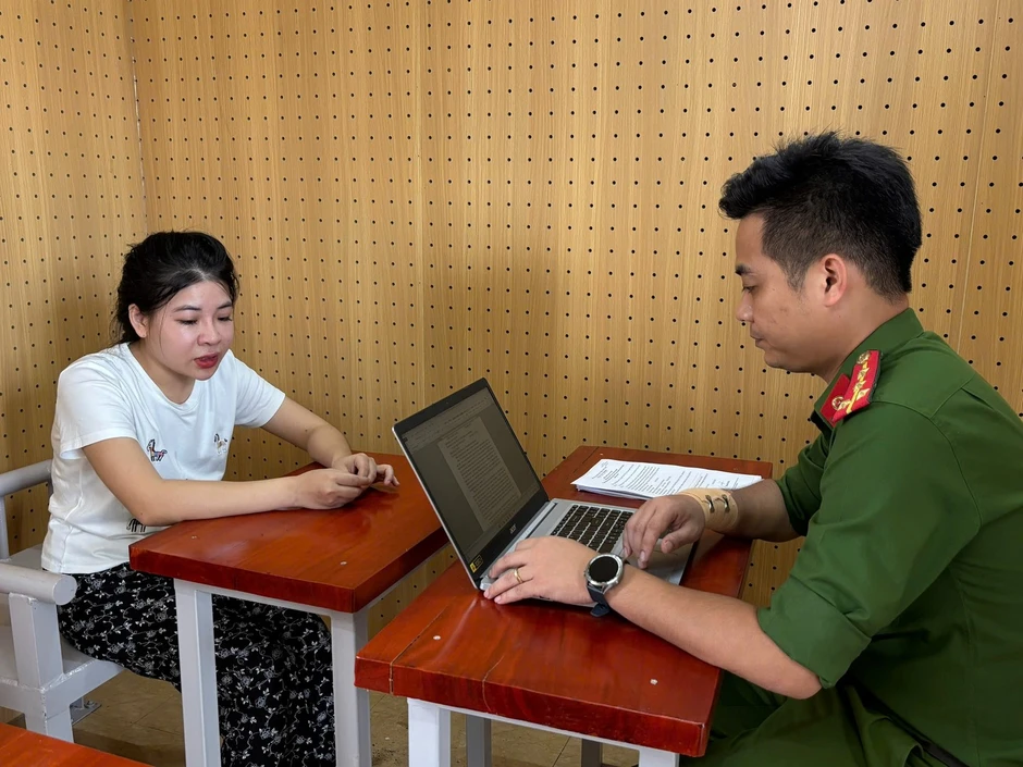 Khởi tố “bà trùm” Lê Việt Trinh SN 1999 Khởi tố “bà trùm” Lê Việt Trinh SN 1999