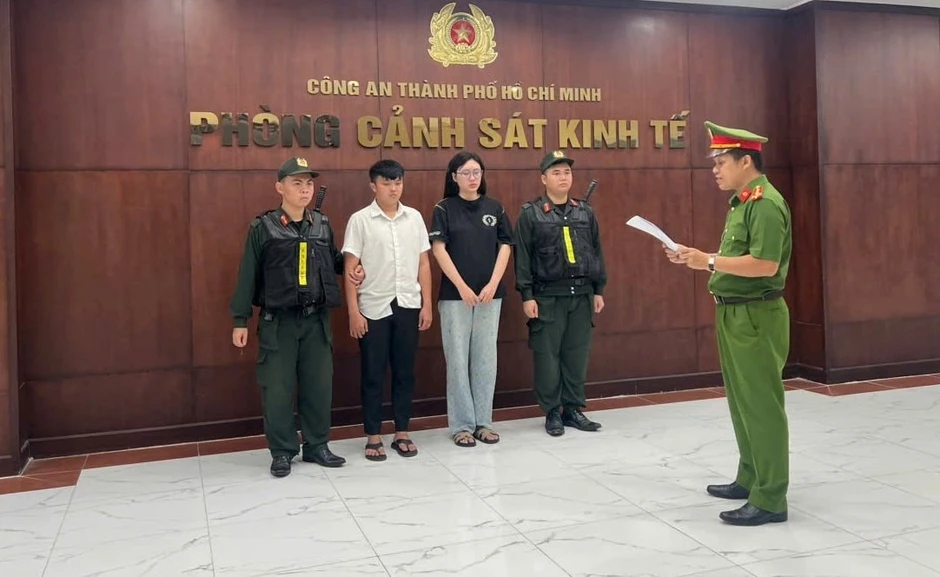 Khởi tố một loạt Chủ tịch, giám đốc doanh nghiệp, ông bà chủ lớn Khởi tố một loạt Chủ tịch, giám đốc doanh nghiệp, ông bà chủ lớn