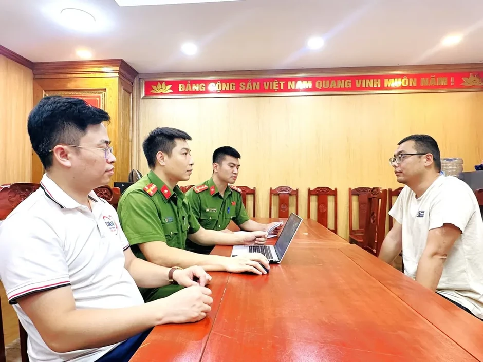 Khởi tố vụ xả gần 6 triệu kg chất thải tại trang trại chăn nuôi ở Thanh Hóa Khởi tố vụ xả gần 6 triệu kg chất thải tại trang trại chăn nuôi ở Thanh Hóa