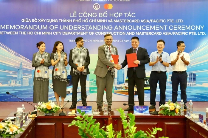 Không cần mang tiền mặt khi đi phương tiện công cộng ở TPHCM Không cần mang tiền mặt khi đi phương tiện công cộng ở TPHCM