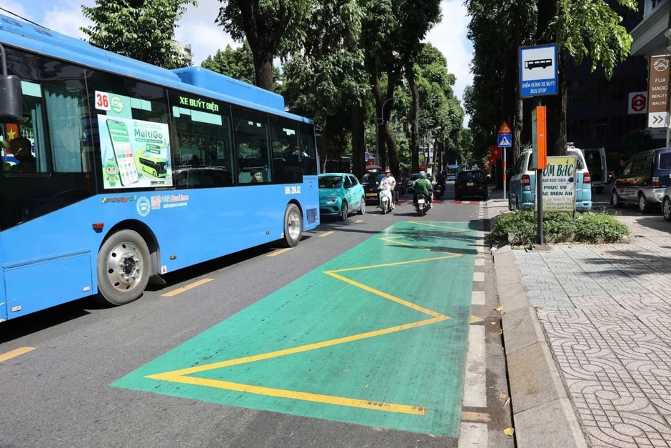 Không chỉ miễn phí vé, TP.HCM nâng cấp hạ tầng xe buýt để giữ chân hành khách Không chỉ miễn phí vé, TP.HCM nâng cấp hạ tầng xe buýt để giữ chân hành khách