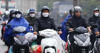 Không khí lạnh tràn về, miền Bắc chuyển mưa rét sau những ngày nóng 30 độ C