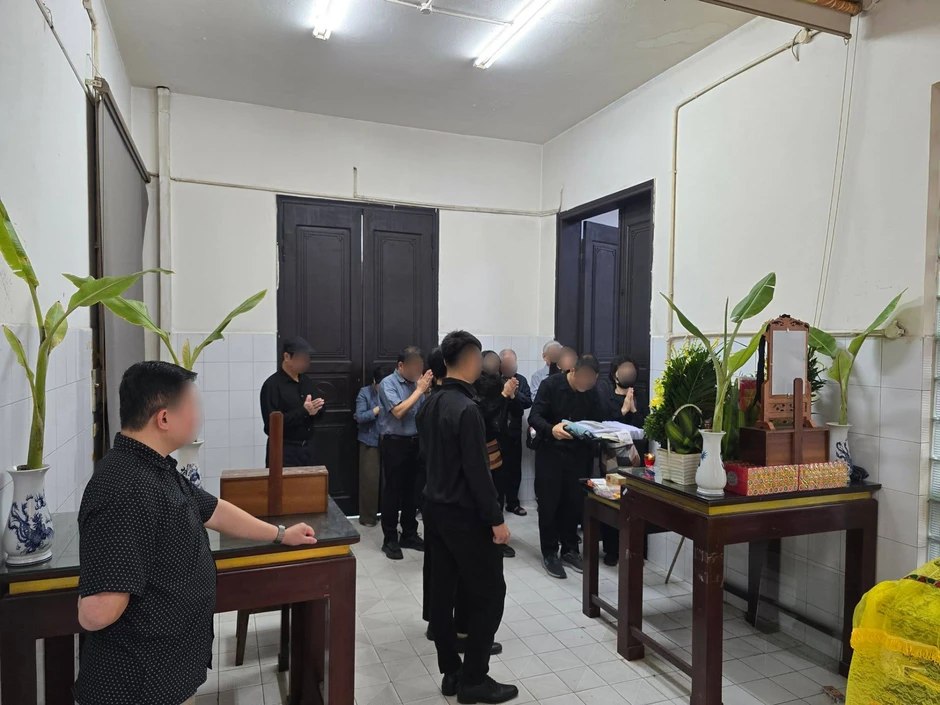 Không xây mộ, không giữ tro: Lựa chọn của một gia đình tại Hà Nội khi an táng cho người thân được chú ý Không xây mộ, không giữ tro: Lựa chọn của một gia đình tại Hà Nội khi an táng cho người thân được chú ý