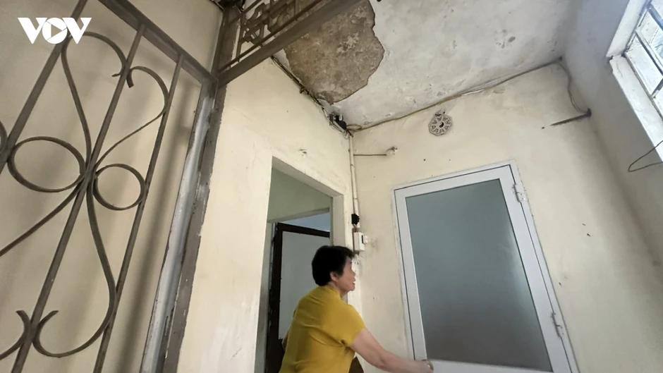 Khu tập thể Ngọc Khánh xuống cấp, người dân Hà Nội chờ ngày cải tạo, xây lại