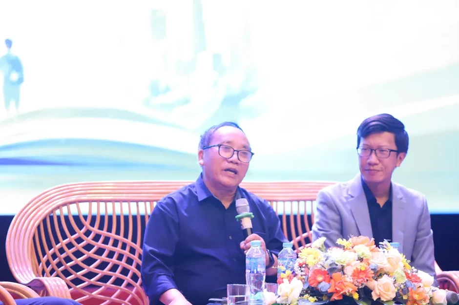 Khuyến khích thanh niên đọc sách trong kỷ nguyên trí tuệ nhân tạo Khuyến khích thanh niên đọc sách trong kỷ nguyên trí tuệ nhân tạo