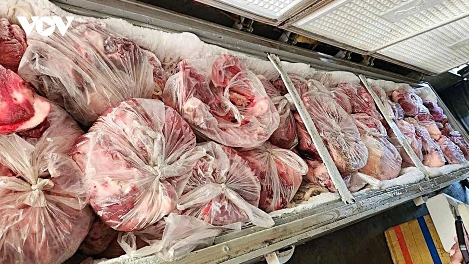 Kiểm tra đột xuất các dịch vụ ăn uống, bếp ăn tập thể tại Hà Nội và Ninh Bình Kiểm tra đột xuất các dịch vụ ăn uống, bếp ăn tập thể tại Hà Nội và Ninh Bình