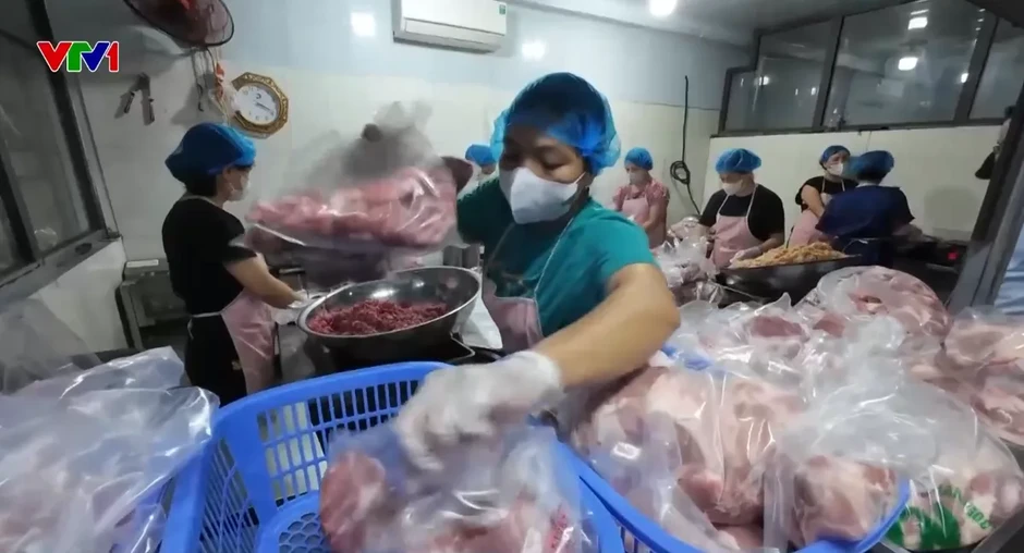 Kiểm tra đột xuất doanh nghiệp liên quan đường dây thịt lợn bẩn: Thêm dấu hiệu nghi vấn Kiểm tra đột xuất doanh nghiệp liên quan đường dây thịt lợn bẩn: Thêm dấu hiệu nghi vấn