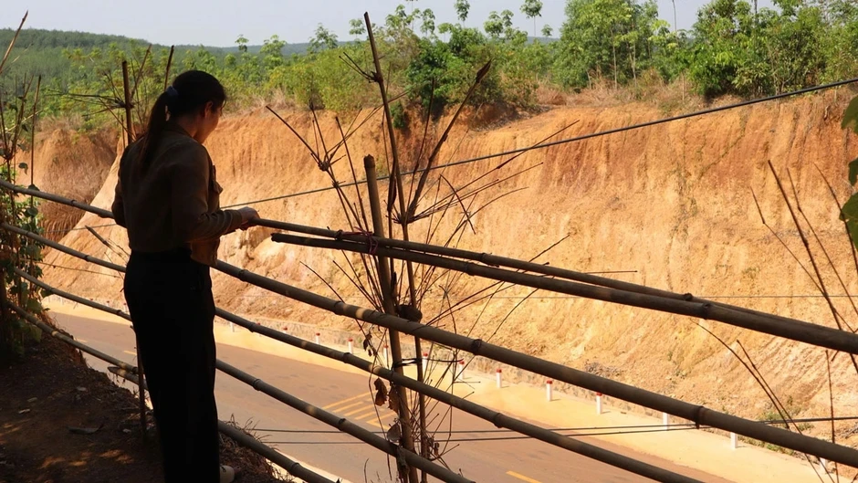 Kiểm tra việc nhà mặt tiền thành "vực sâu” khi hiến đất làm đường ở Đồng Nai