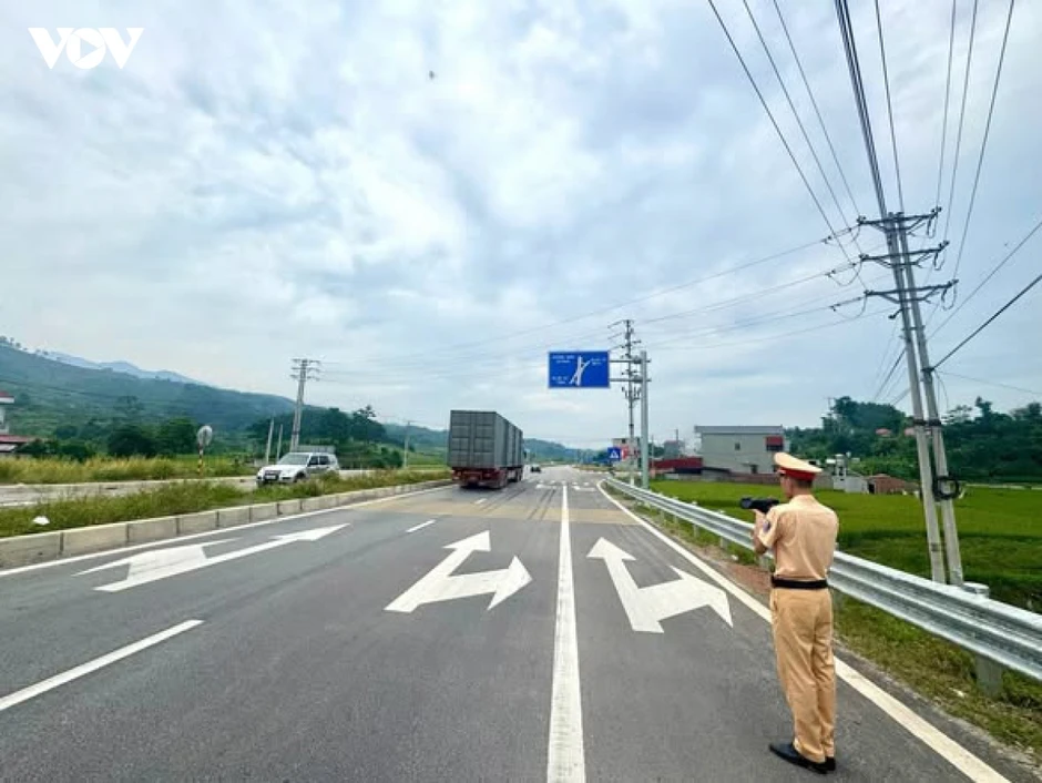 Kiến nghị lắp camera phạt nguội trên Quốc lộ 4B đoạn qua Lạng Sơn