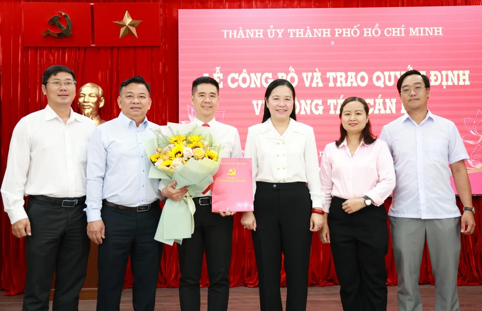 Kiện toàn Ban chấp hành Đảng Bộ các cơ quan Đảng TPHCM Kiện toàn Ban chấp hành Đảng Bộ các cơ quan Đảng TPHCM