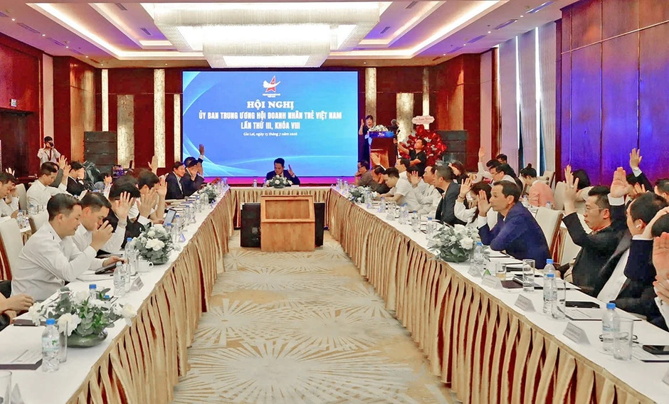 Kiện toàn bộ máy lãnh đạo Hội Doanh nhân trẻ Việt Nam Kiện toàn bộ máy lãnh đạo Hội Doanh nhân trẻ Việt Nam